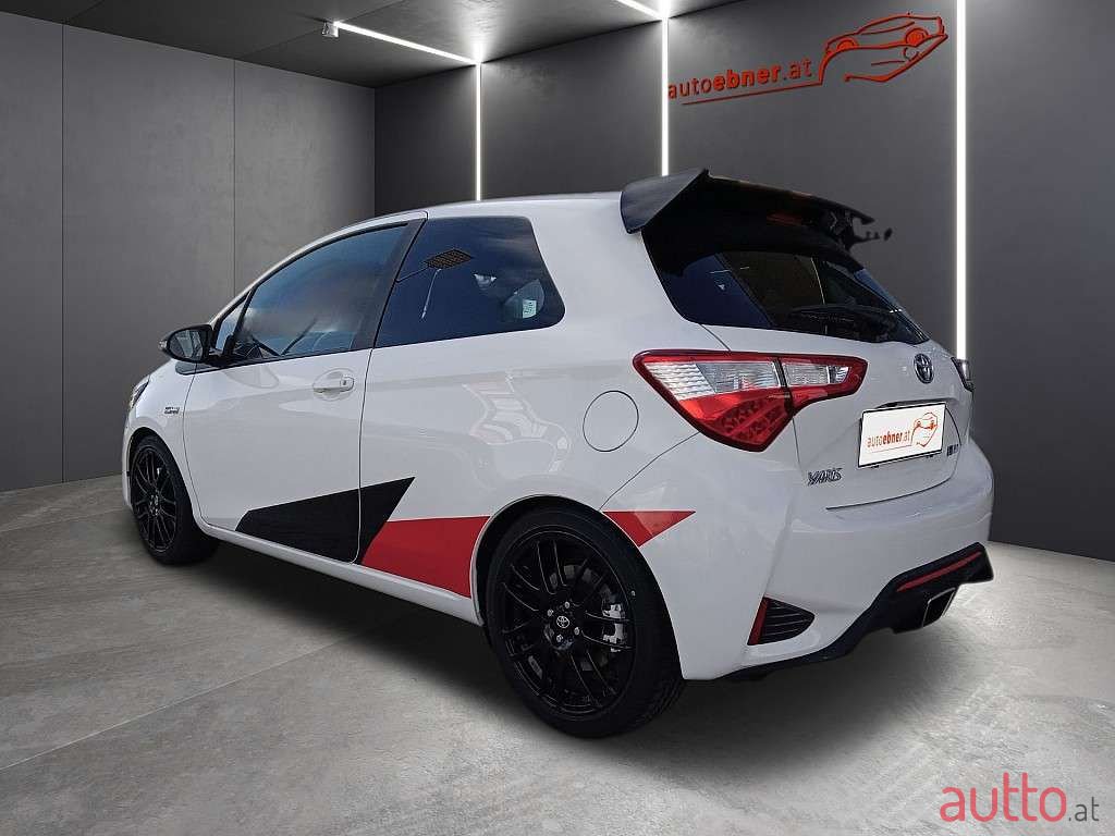 2018' Toyota Yaris photo #4