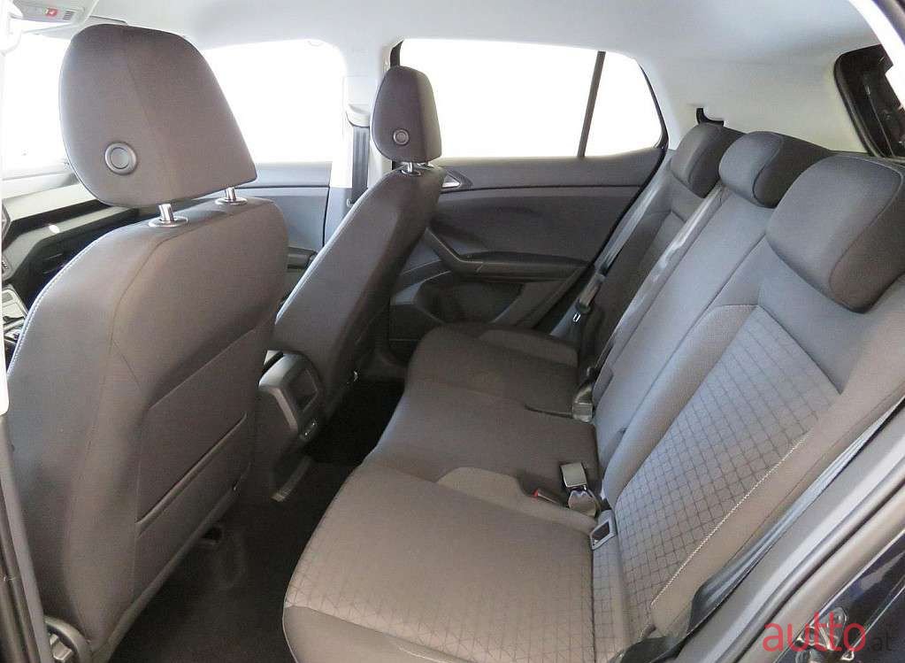 2023' Volkswagen T-Cross photo #6