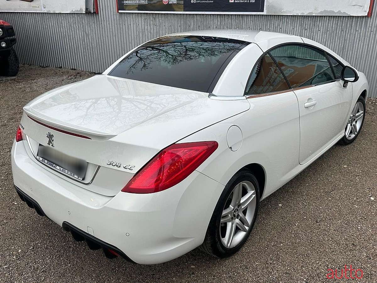 2011' Peugeot 308 photo #6