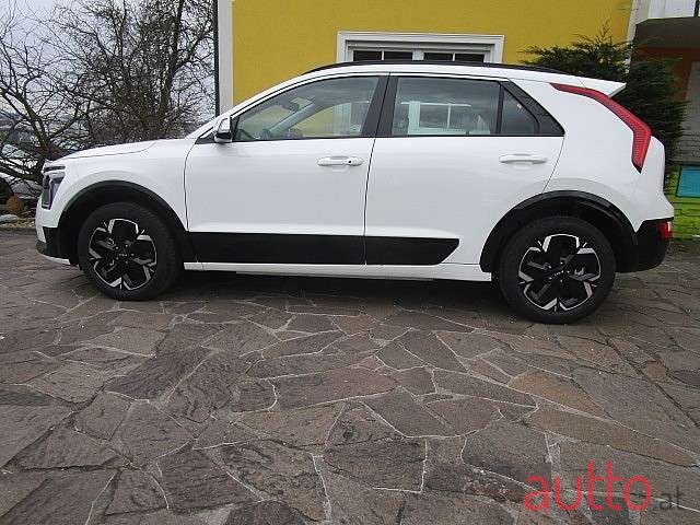 2022' Kia Niro photo #6