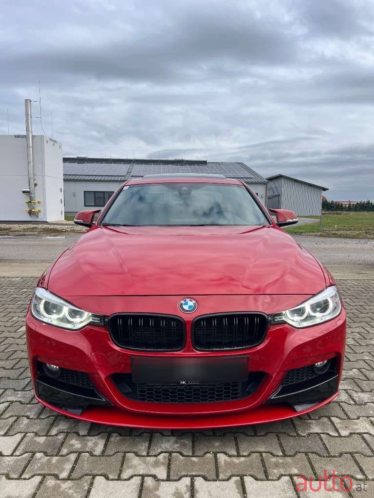 2011' BMW 3Er-Reihe photo #2