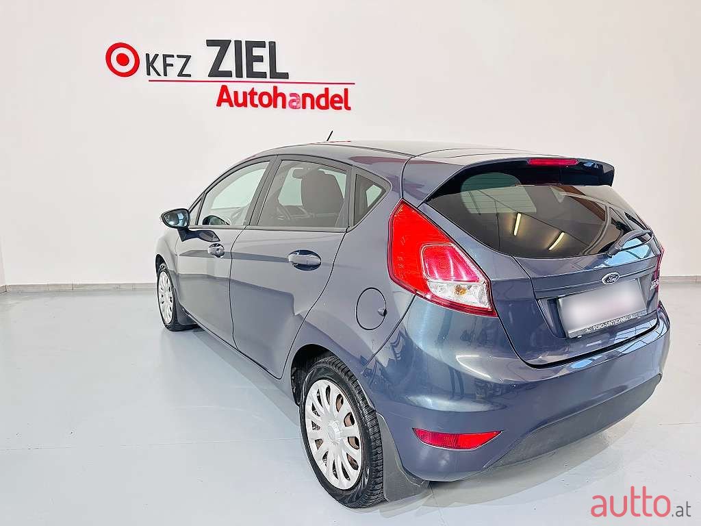 2014' Ford Fiesta photo #4