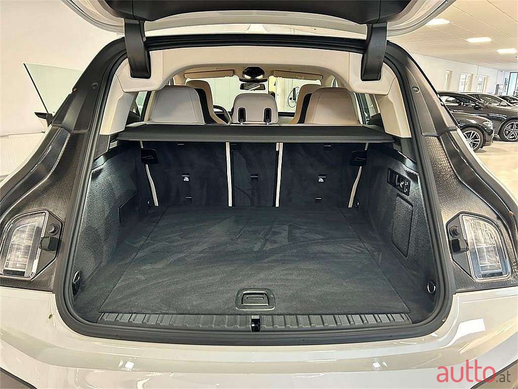 2022' BMW iX photo #3