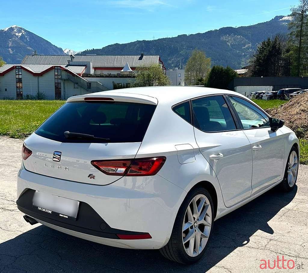 2014' SEAT Leon photo #6