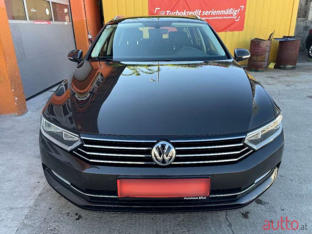 2016' Volkswagen Passat photo #6