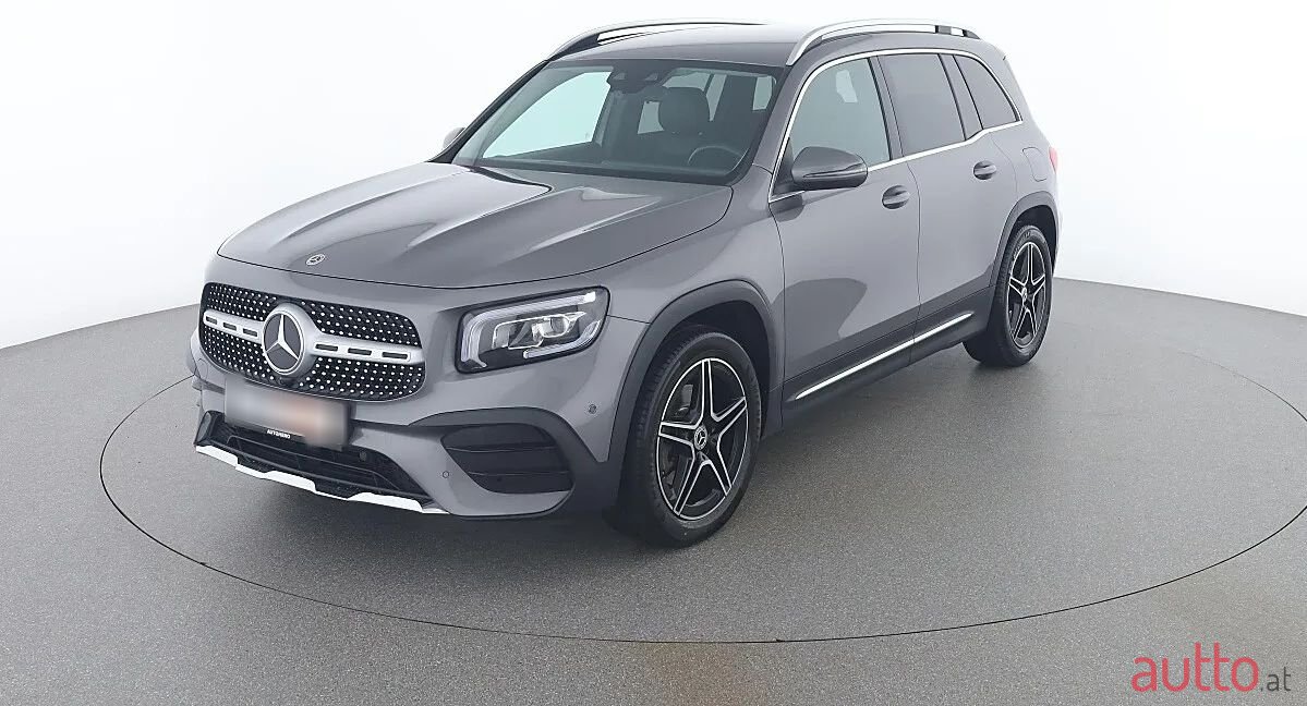 2021' Mercedes-Benz GLB photo #1