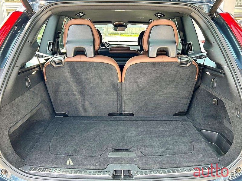 2020' Volvo XC90 photo #5