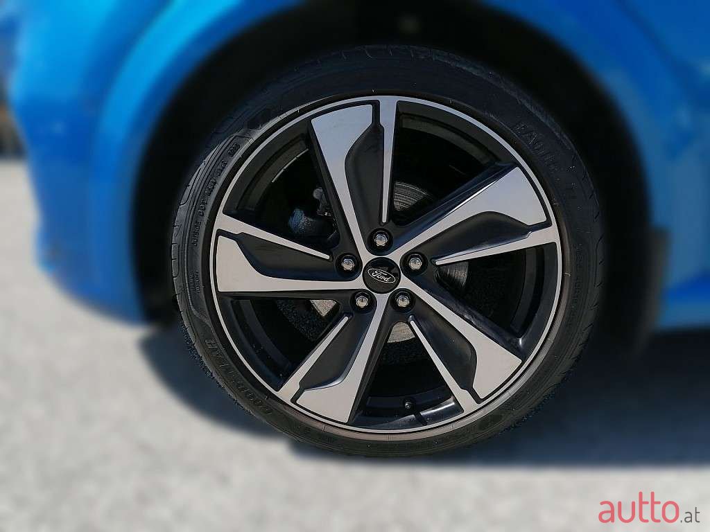 2020' Ford Puma photo #5