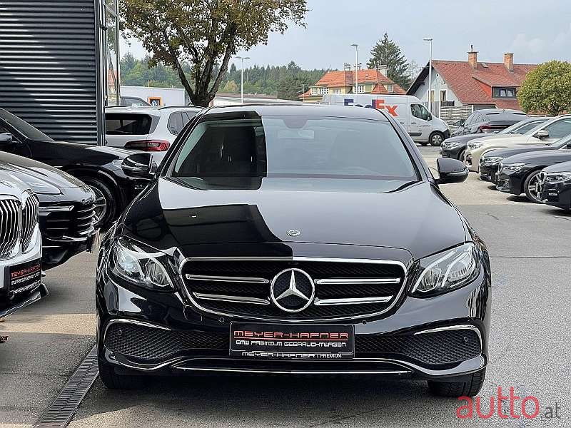 2017' Mercedes-Benz E-Klasse photo #2