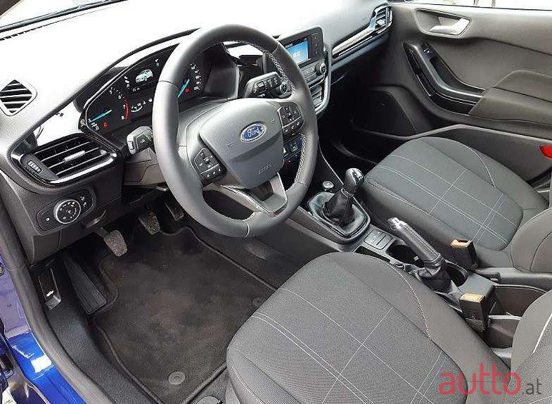 2018' Ford Fiesta photo #2