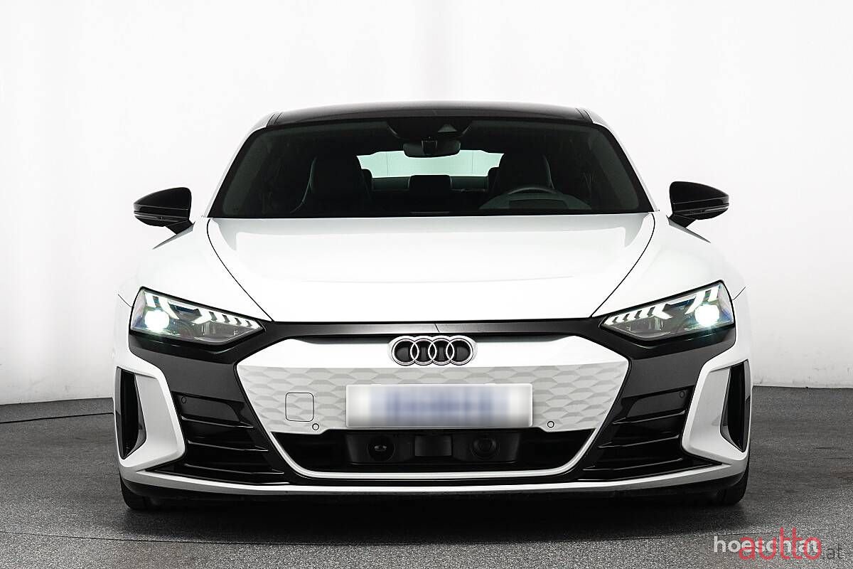 2023' Audi e-tron GT photo #2