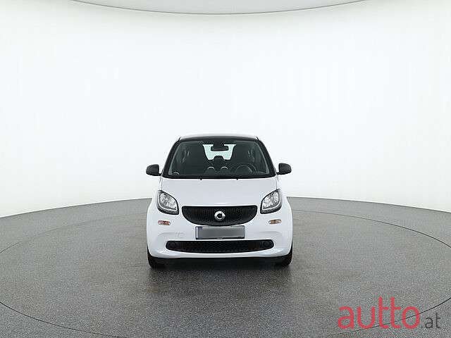 2018' Smart Fortwo photo #2