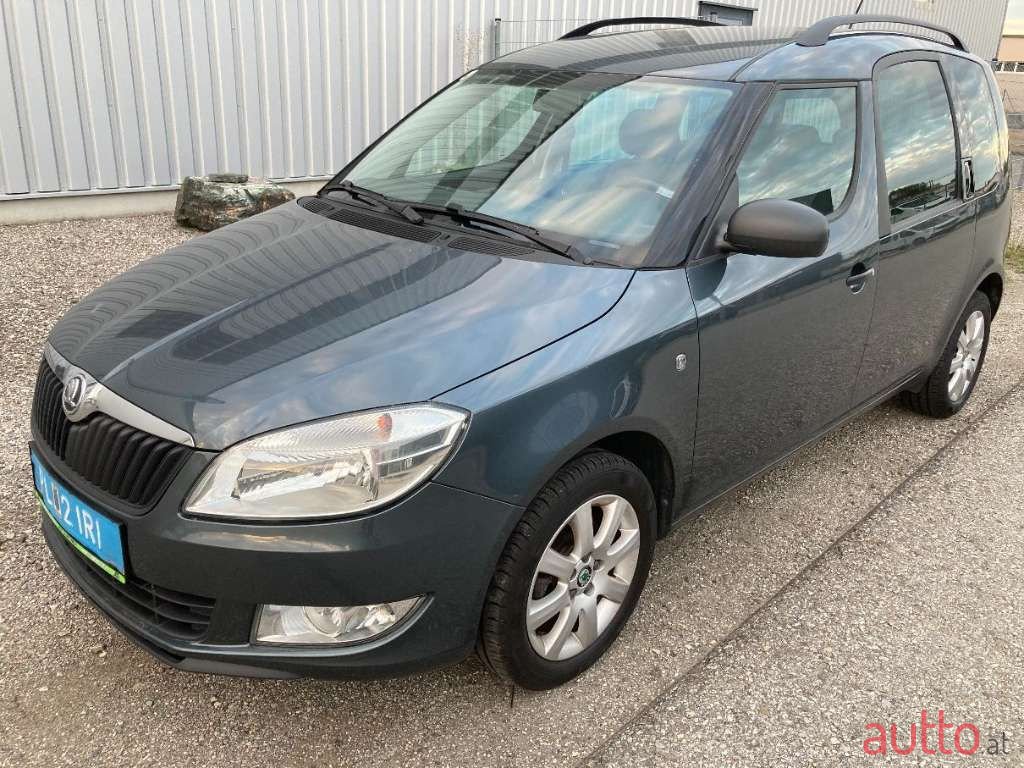 2015' Skoda Roomster photo #1