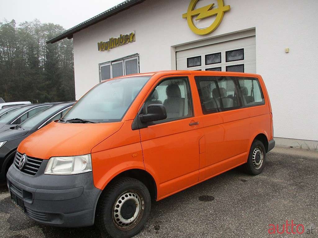 2007' Volkswagen T5 photo #2