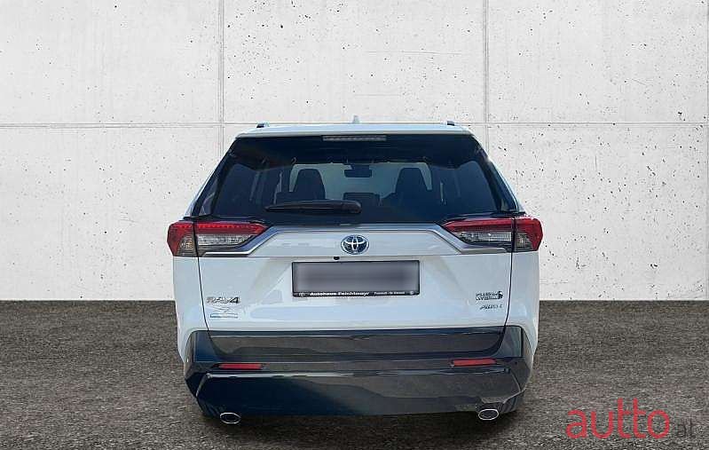 2023' Toyota RAV4 photo #6