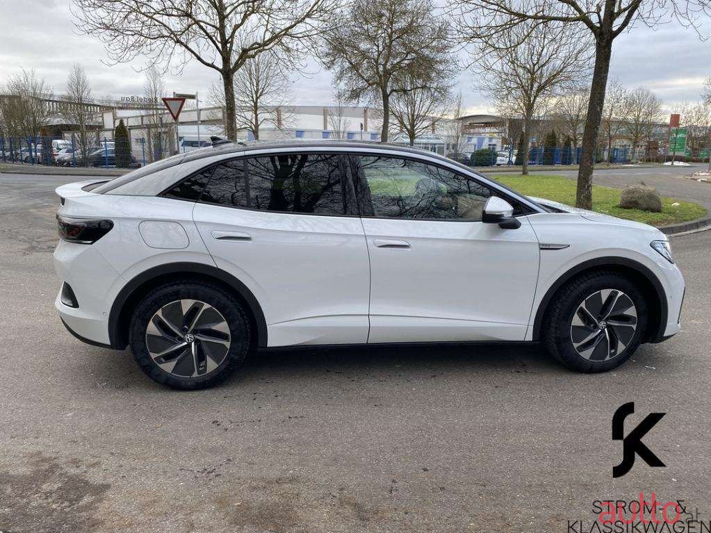 2022' Volkswagen ID.5 photo #5