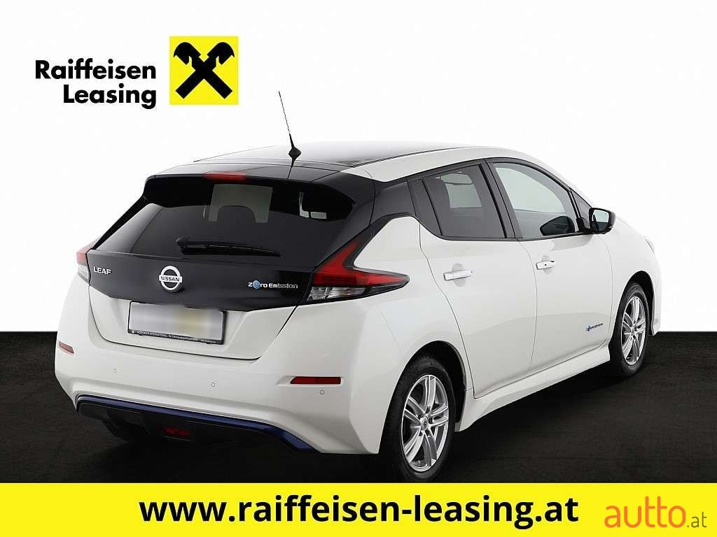 2018' Nissan Leaf photo #2