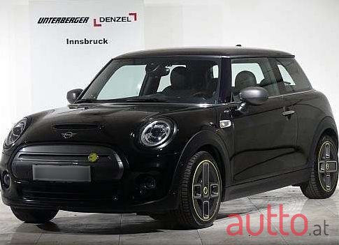 2020' MINI Cooper photo #1