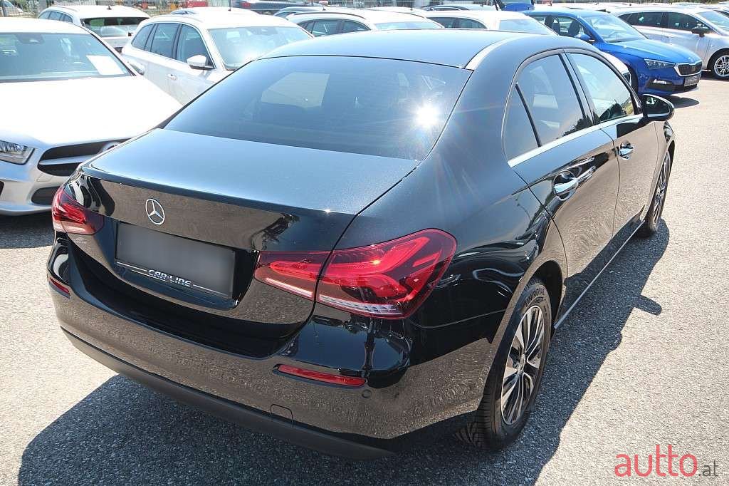 2022' Mercedes-Benz A-Klasse photo #3