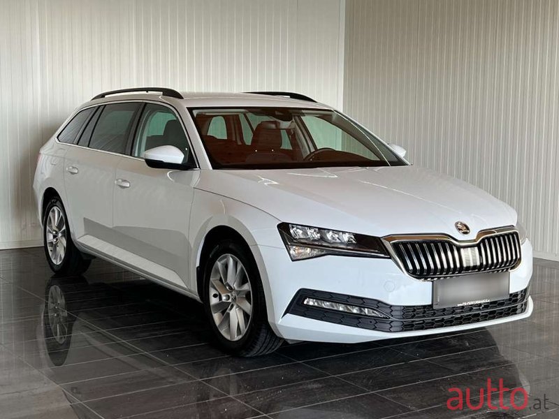 2023' Skoda Superb photo #2