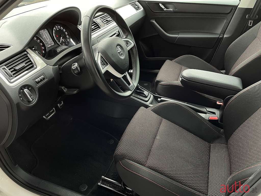2014' Skoda Rapid photo #4