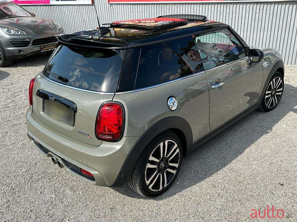 2018' MINI Mini photo #5