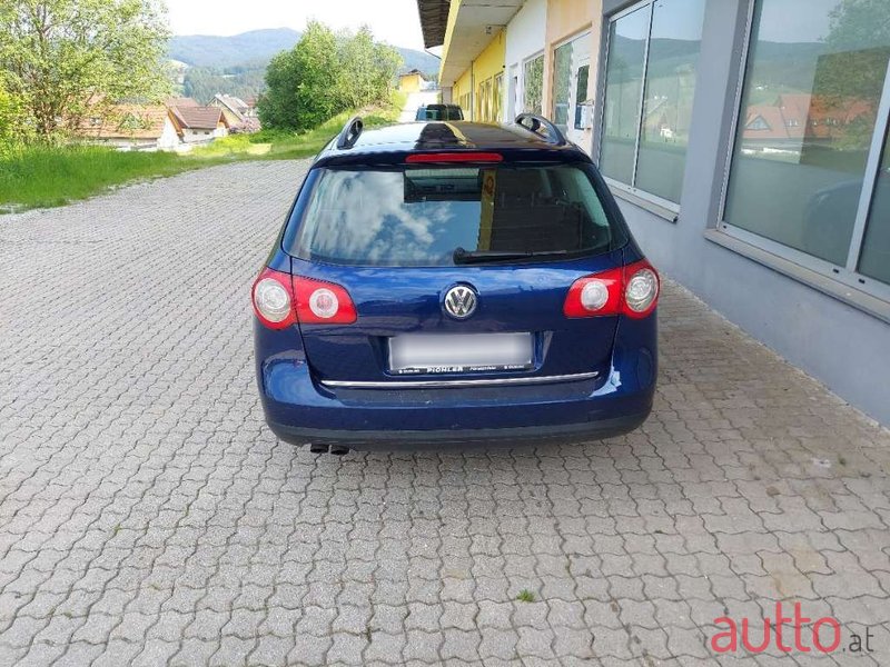 2006' Volkswagen Passat photo #5