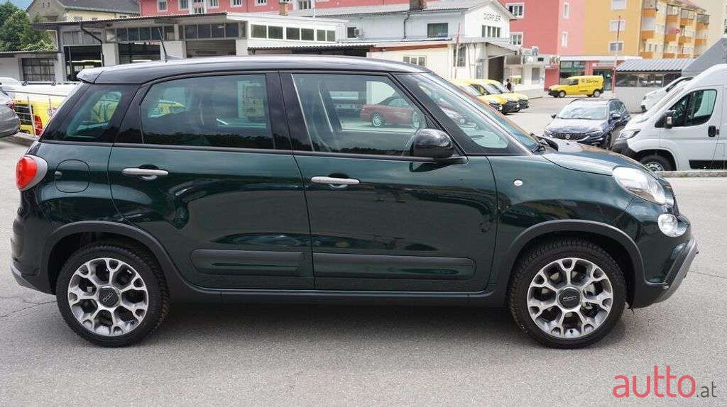 2021' Fiat 500 photo #5