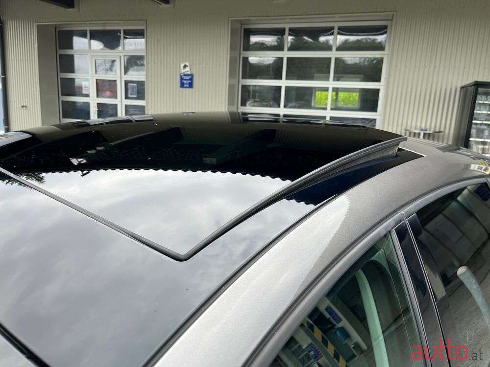 2014' SEAT Leon photo #6