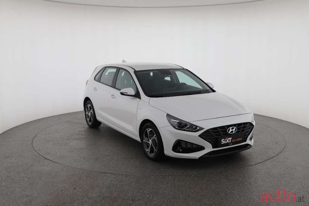 2023' Hyundai i30 photo #1