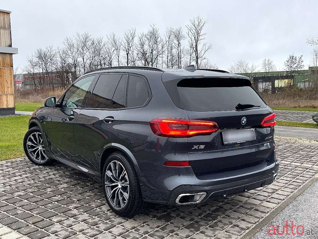2019' BMW X5 photo #4