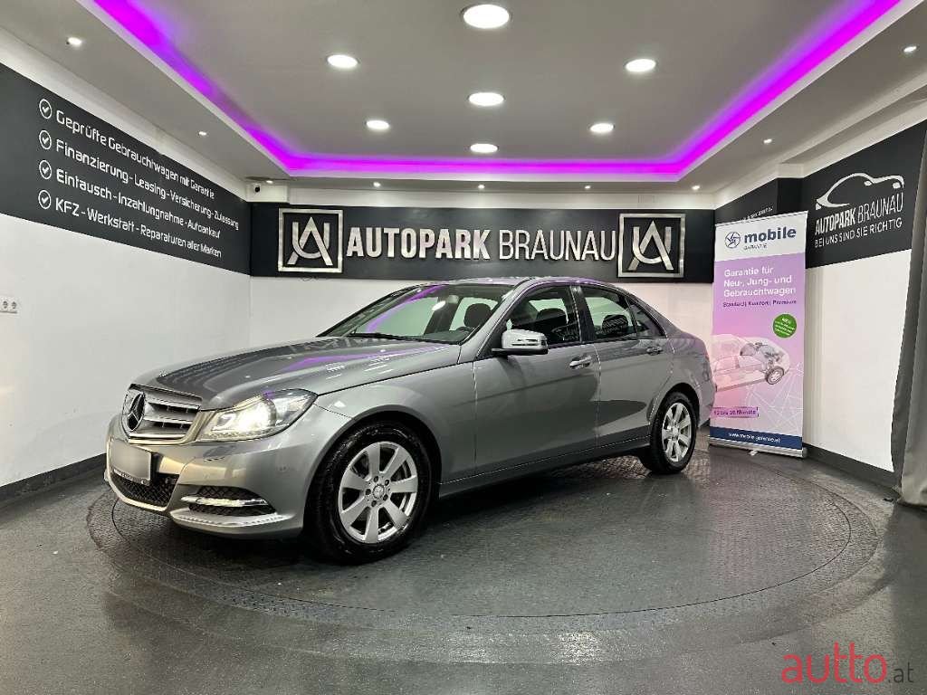 2013' Mercedes-Benz C-Klasse photo #2