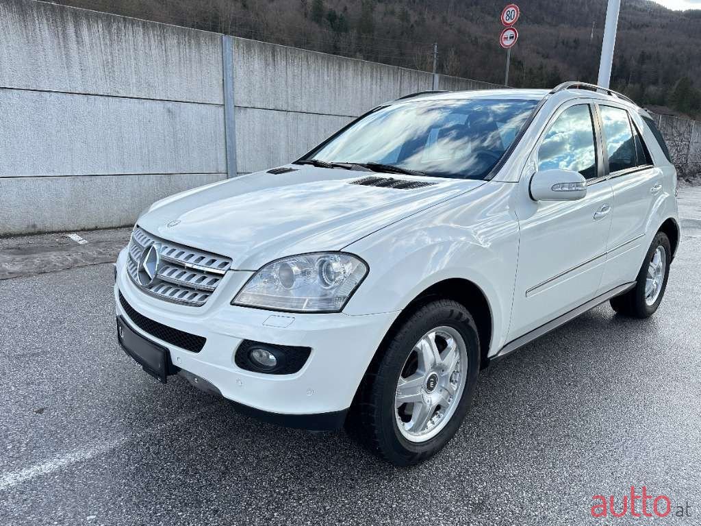 2007' Mercedes-Benz M-Klasse photo #2