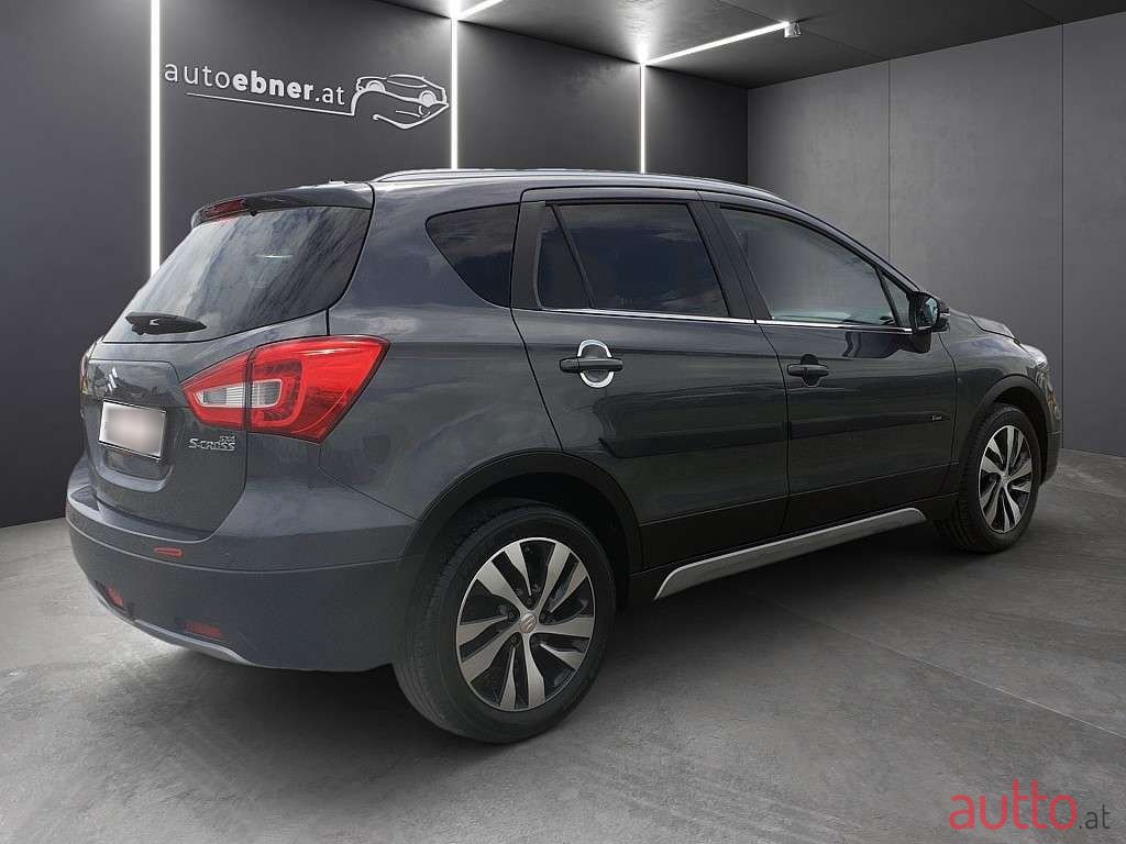 2017' Suzuki SX4 photo #5