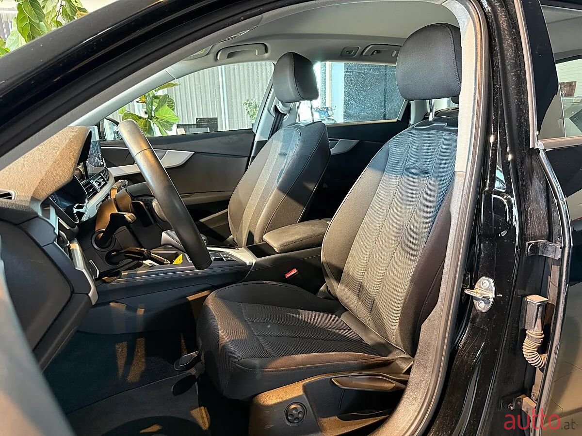 2020' Audi A4 photo #6