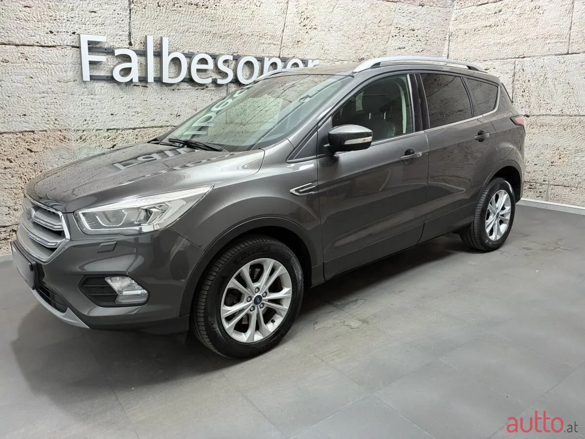 2020' Ford Kuga photo #1