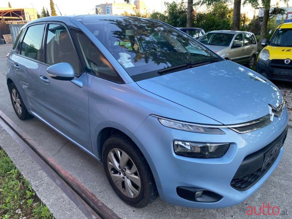 2014' Citroen C4 Picasso photo #1