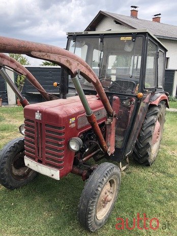 1970' McCormick B 275 photo #1