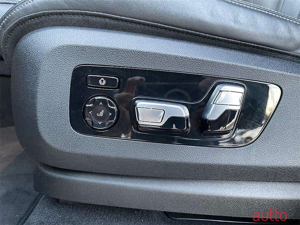 2019' BMW X5 photo #6