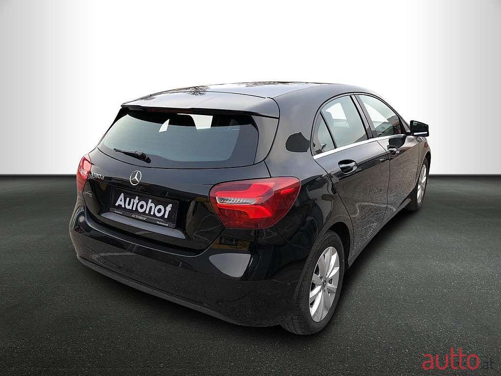 2017' Mercedes-Benz A-Klasse photo #2