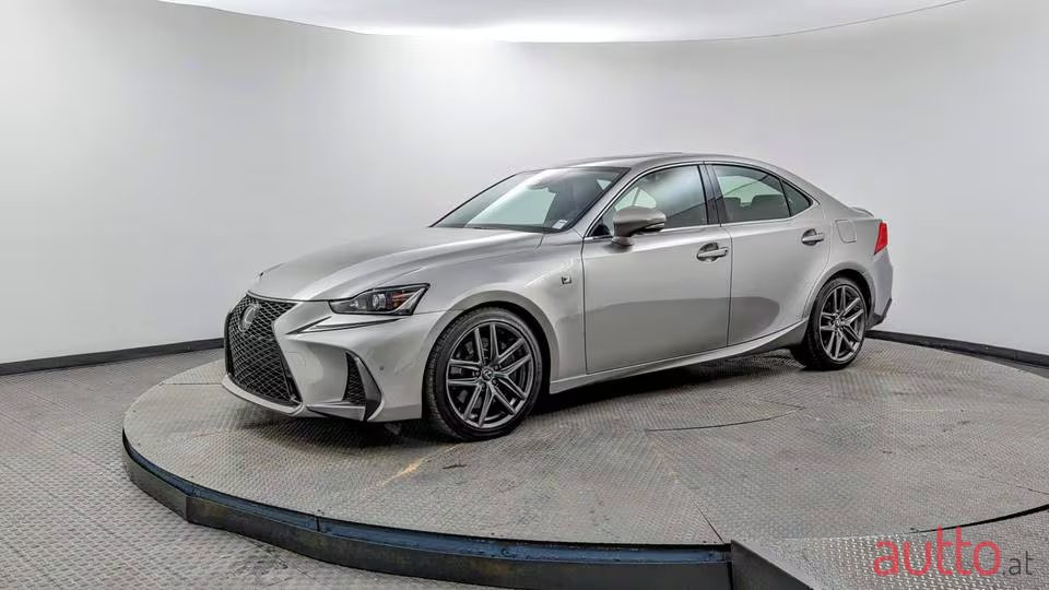 2020' Lexus IS 350 F SPORT photo #4
