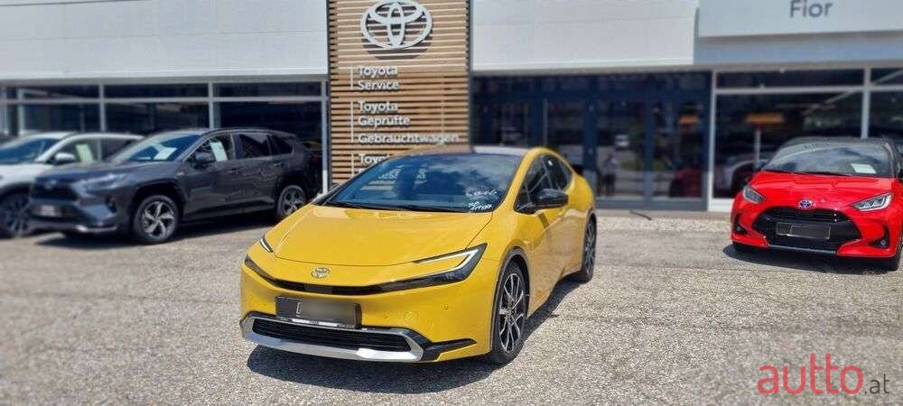 2023' Toyota Prius photo #1