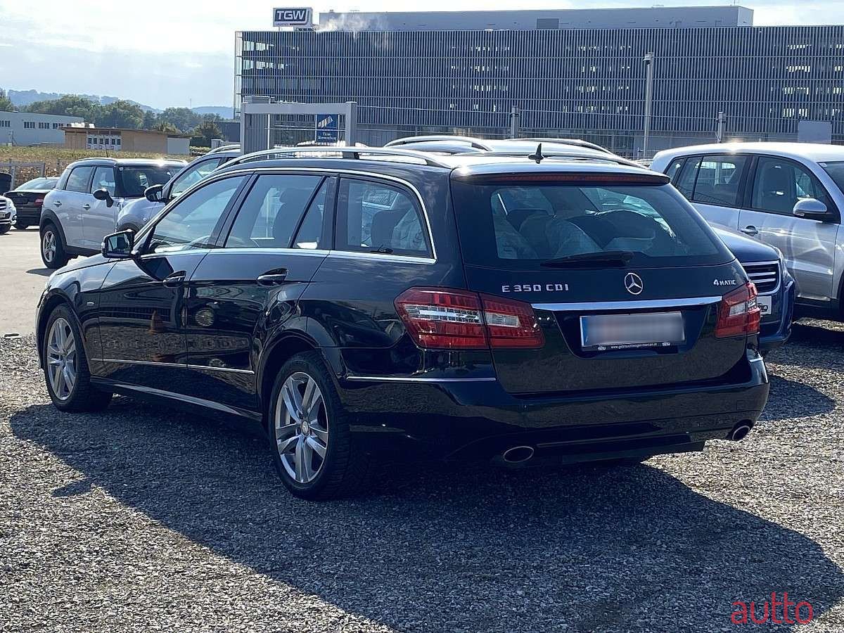 2010' Mercedes-Benz E-Klasse photo #6