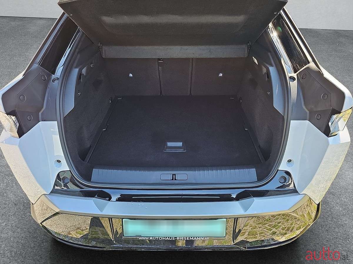 2024' Peugeot 3008 photo #6