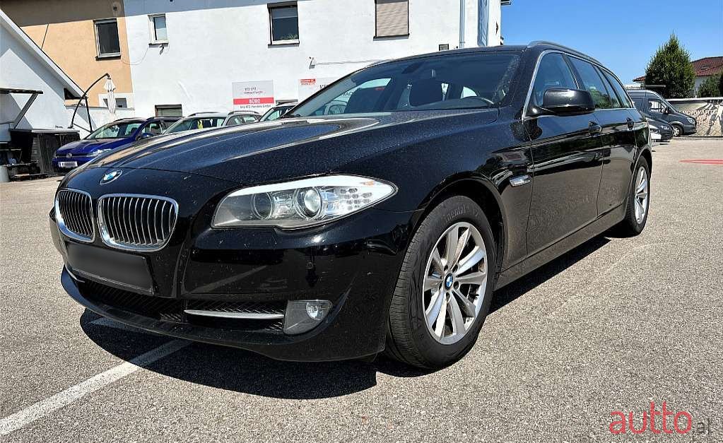 2012' BMW 5Er-Reihe photo #1