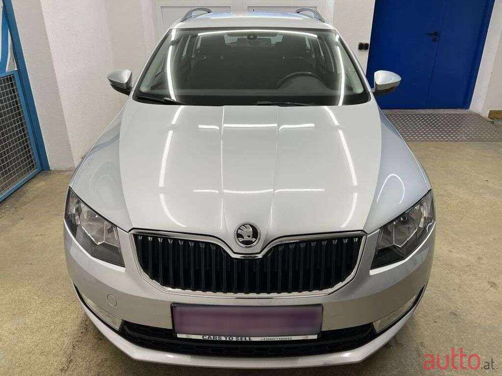 2015' Skoda Octavia photo #2