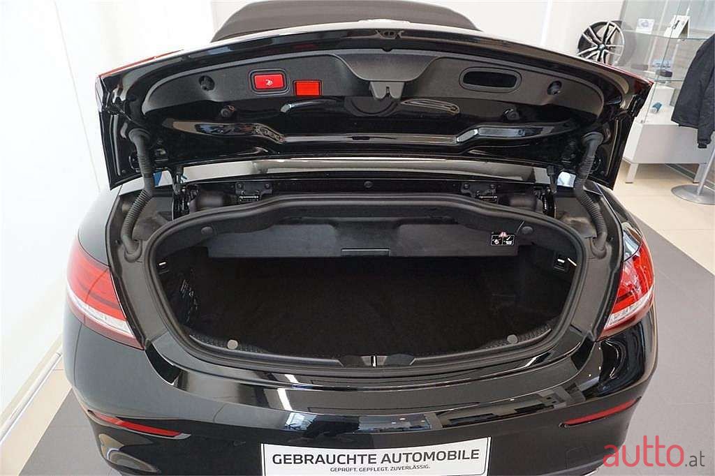 2020' Mercedes-Benz C-Klasse photo #2