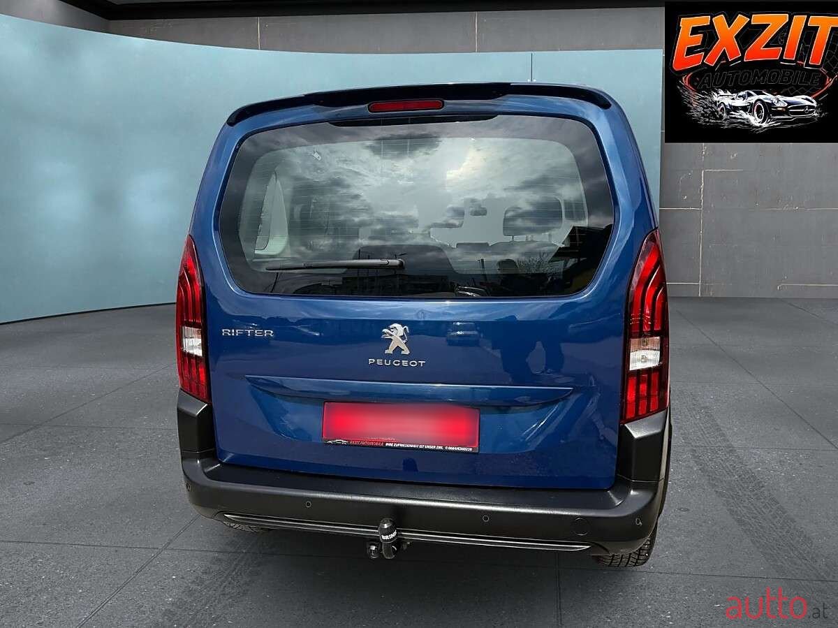 2021' Peugeot Rifter photo #6