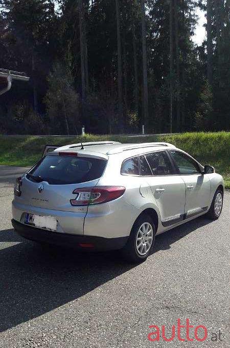 2009' Renault Megane photo #1