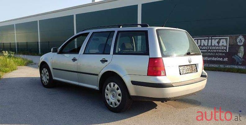 2000' Volkswagen Golf photo #1